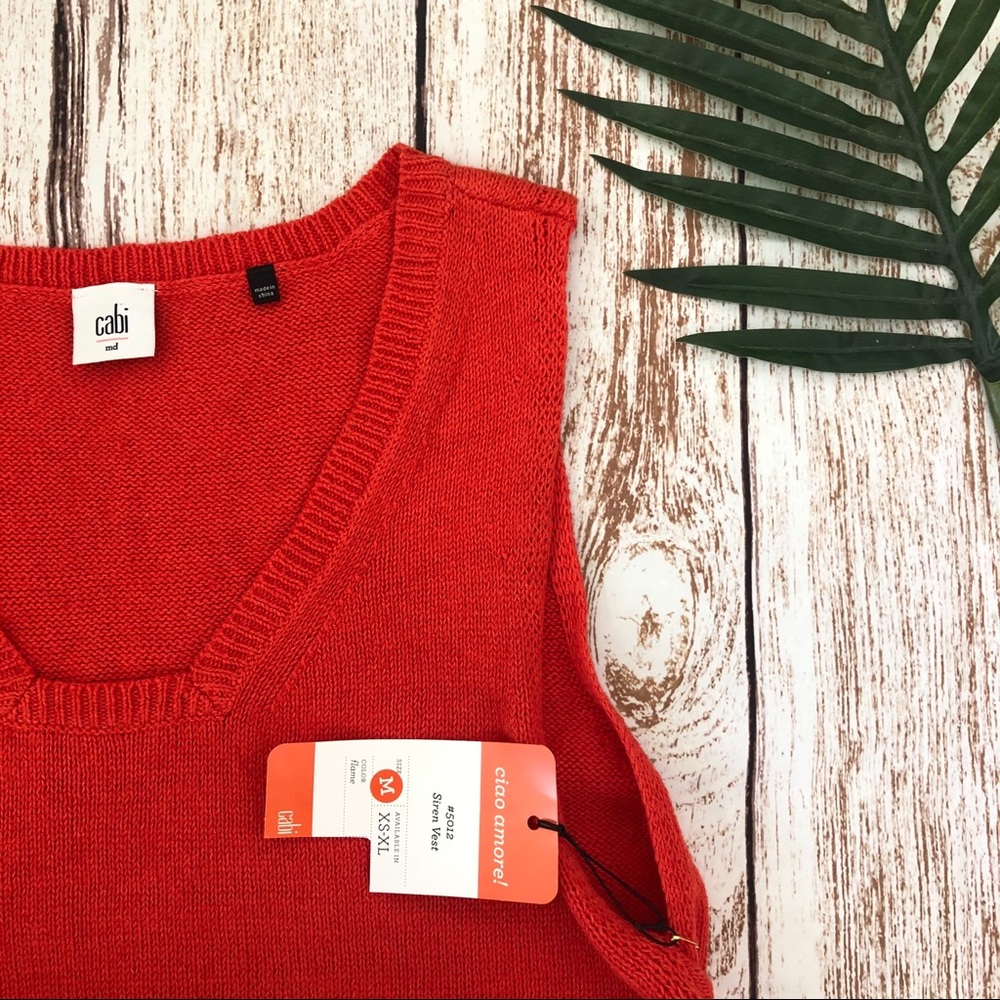 New CAbi Sleeveless Top Size Medium - Siren Vest Flame - Picture 4 of 8
